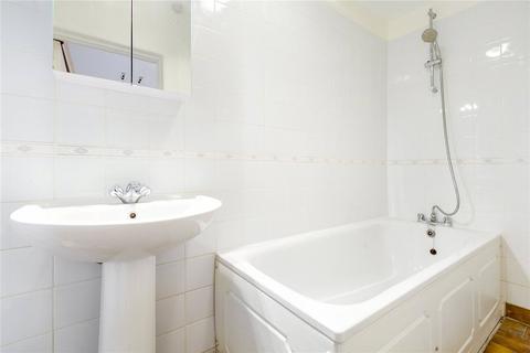 1 bedroom flat for sale, Lexham Mews, Kensington, London