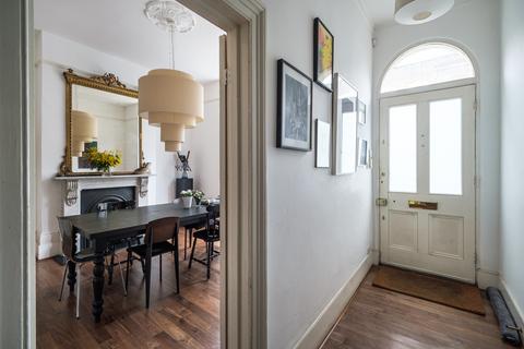 47 Pyrland Road, London, N5 2JA