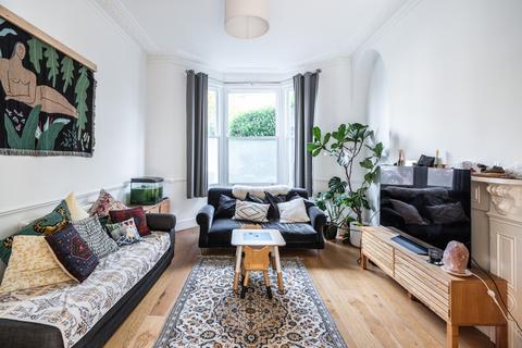 5 bedroom end of terrace house for sale, Queen Elizabeths Walk, Stoke Newington, Hackney, London