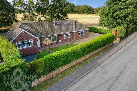 3 bedroom detached bungalow for sale, Poringland Road, Stoke Holy Cross, Norwich