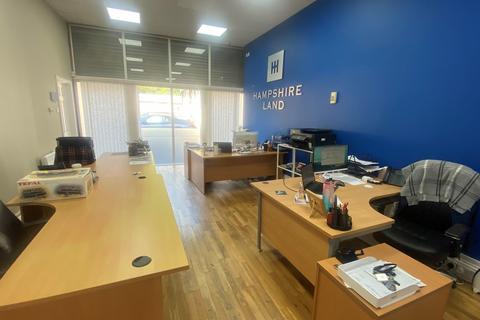 Office to rent, Crawley Hill, West Wellow