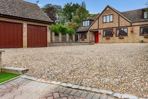 4 bedroom detached house for sale, Mill End, Buntingford SG9