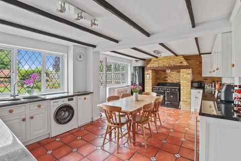 The Holt Mill End, Sandon, Buntingford, SG9 0RN