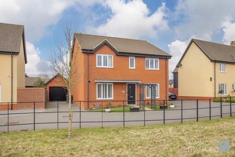 5 bedroom detached house for sale, Miller Close, Hethersett