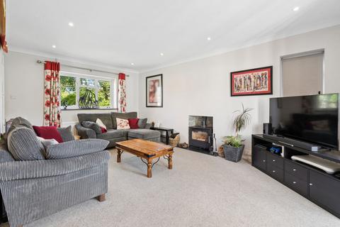 5 bedroom house for sale, Crispin Way, Farnham Common