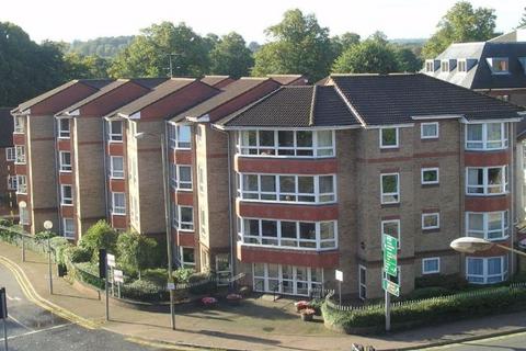 Ashley Avenue, Epsom