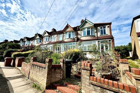 3 bedroom end of terrace house for sale, Cranston Road, London