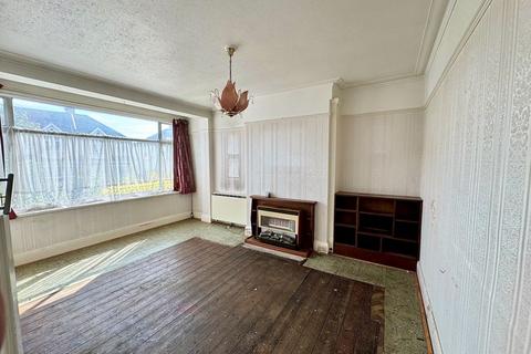 3 bedroom end of terrace house for sale, Cranston Road, London