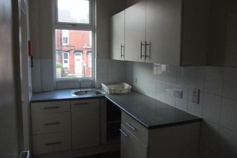 2 bedroom terraced house for sale, Florence Grove, Leeds LS9