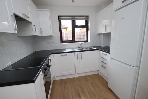 3 bedroom detached house to rent, Luton LU3