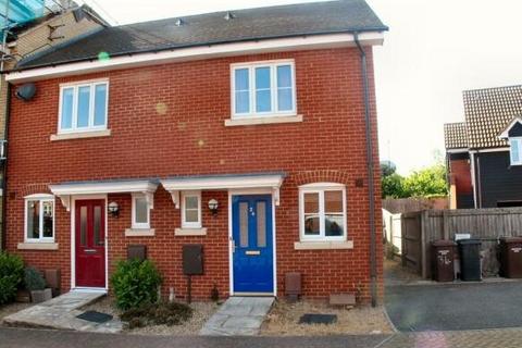 2 bedroom terraced house to rent, Wratting Road, CB9