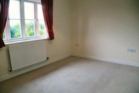 2 bedroom terraced house to rent, Wratting Road, CB9