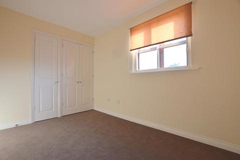 2 bedroom apartment to rent, Hamilton Court, Templemead