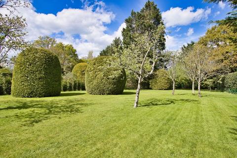 4 bedroom detached house for sale, Chobham, Surrey