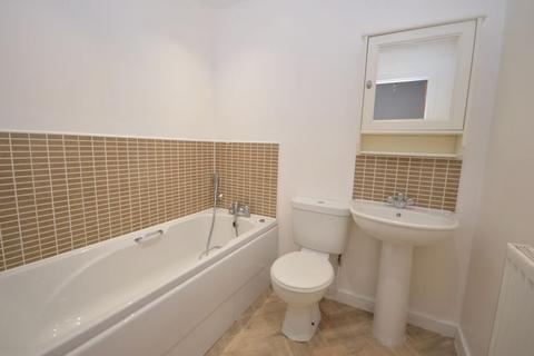 2 bedroom apartment for sale, Winnbourne Gardens, St. Helens