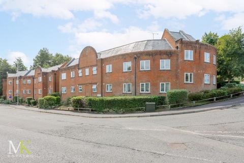 2 bedroom flat for sale, Bloxworth Road, Poole BH12