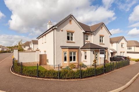 5 bedroom detached house for sale, Scald Law Drive, Colinton