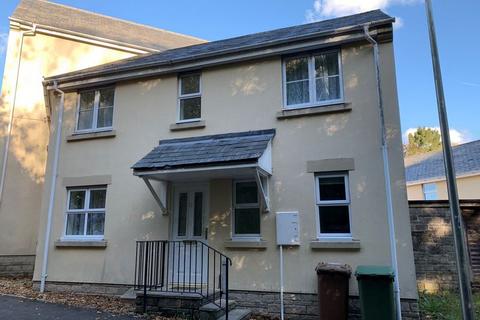 3 bedroom semi-detached house to rent, Ramsey Gardens, Plymouth - Great 3 bed home close to Derriford Hospital