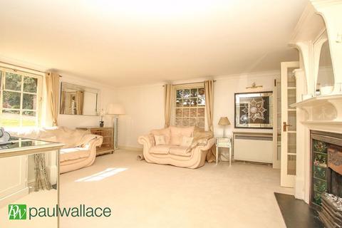 2 bedroom ground floor flat for sale, Temple House, Old Park Ride