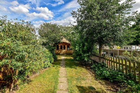 66 York Road, Chingford, London, E4 8LA