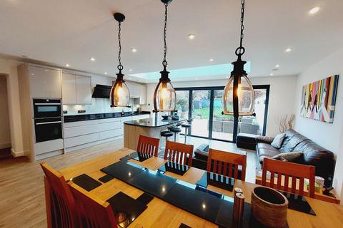5 bedroom semi-detached house for sale, Sole Farm Road, Great Bookham KT23