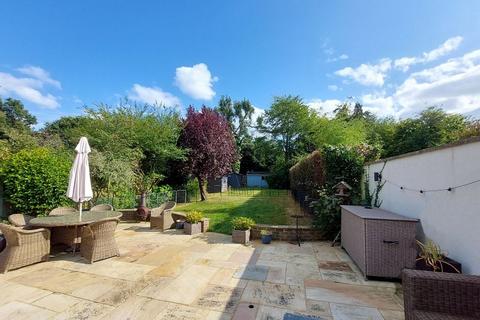 5 bedroom semi-detached house for sale, Sole Farm Road, Great Bookham KT23