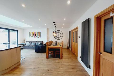 5 bedroom semi-detached house for sale, Sole Farm Road, Great Bookham KT23