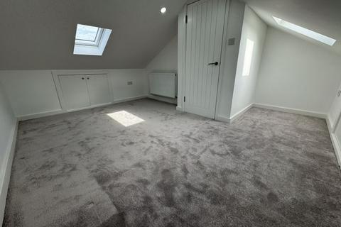 2 bedroom end of terrace house for sale, Hazelmere Walk, Northolt