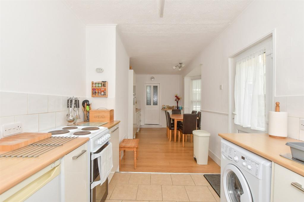 Kitchen/ Breakfast Room