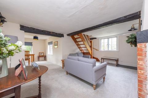 3 bedroom semi-detached house for sale, Milkingpen Lane, Basingstoke RG24