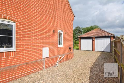 4 bedroom detached house for sale, The Street, Lessingham NR12