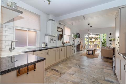 97 Bath Road, Worcester, WR5 3AE