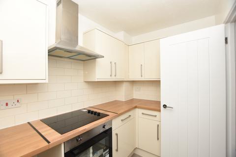 2 bedroom terraced house to rent, MILLSTREAM WAY