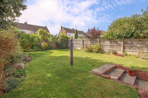 4 bedroom detached house for sale, Thornetree Drive, Tring