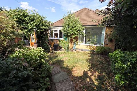 2 bedroom bungalow for sale, Cambridge Street, Bletchley, Milton Keynes