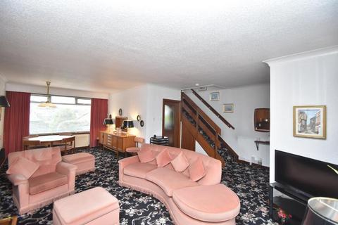 13 Drumcarn Drive, Milngavie, Glasgow, G62 6EA