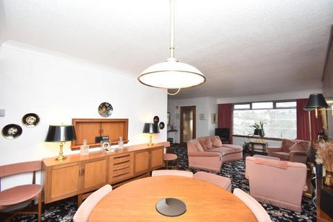 13 Drumcarn Drive, Milngavie, Glasgow, G62 6EA