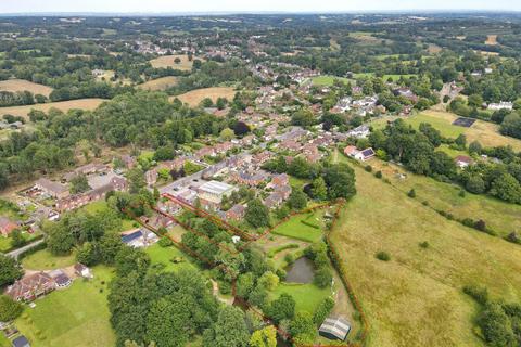 3 bedroom detached house for sale, Horns Road, Hawkhurst, Kent, TN18 4QT