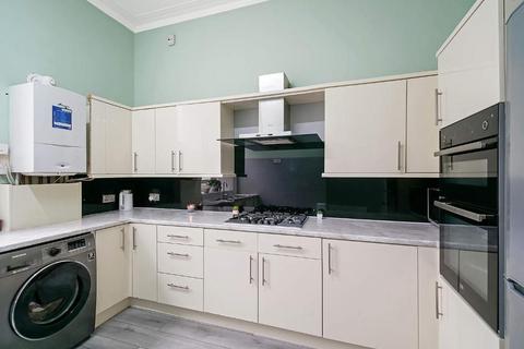 42 Finlay Drive, Glasgow, G31 2QU