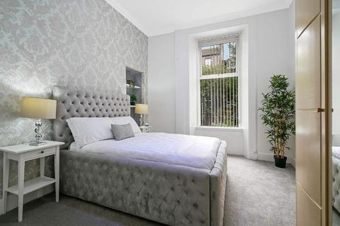 42 Finlay Drive, Glasgow, G31 2QU