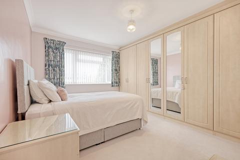 37 Westbourne Drive, Brentwood, CM14 4PH