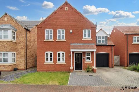 4 bedroom detached house for sale, Grosvenor Road, Kingswood, HU7