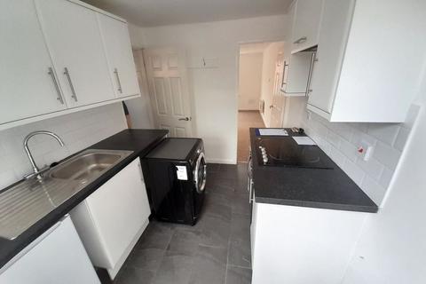 1 bedroom flat to rent, Church Road, Kirby Muxloe