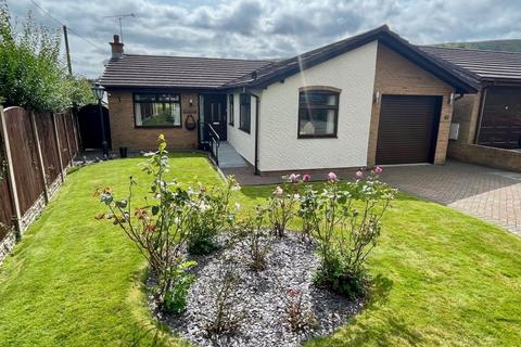 3 bedroom detached bungalow for sale, Eversley Court, Wrexham