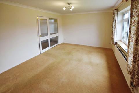 3 bedroom house to rent, Lincroft, Oakley Village, Bedfordshire