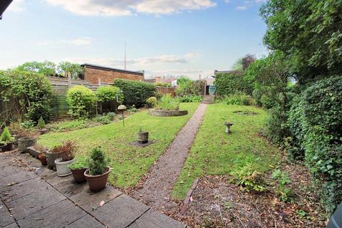 5 Fernside, Hazlemere, High Wycombe, HP15 7EU