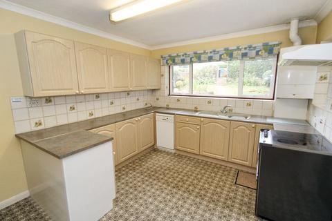 5 Fernside, Hazlemere, High Wycombe, HP15 7EU