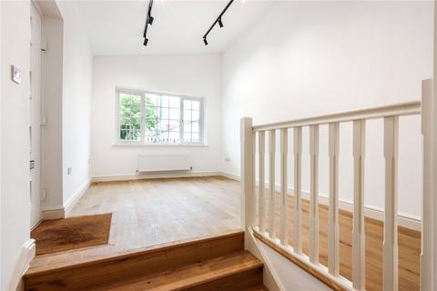 2 bedroom end of terrace house for sale, Bath Road, Cheltenham GL53