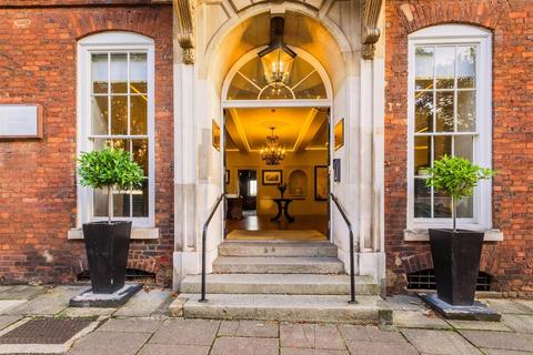 3 bedroom apartment for sale