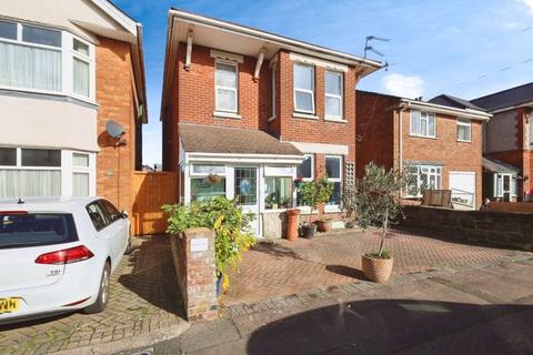 4 bedroom detached house for sale, Coronation Avenue, Bournemouth BH9